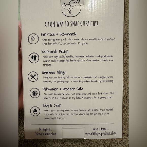 Reusable Baby Food Pouches - Pink and Mint - Picture 3 of 3